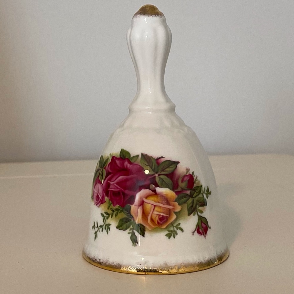 Royal Albert Bone China Bell. Old Country Roses design.  4 inches tall